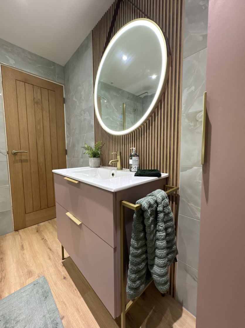 Brushed Brass & Antique Rose Bathroom