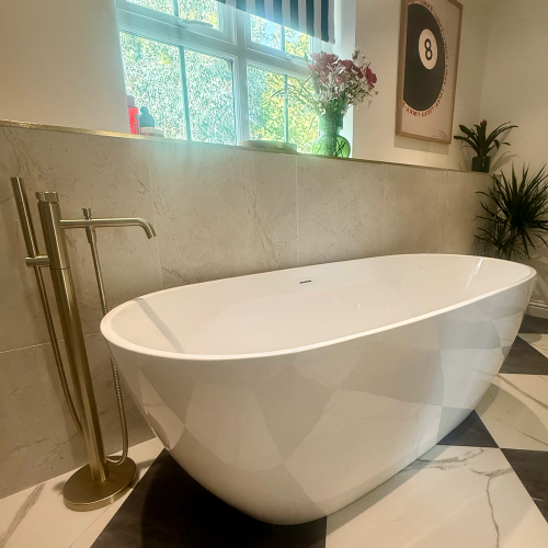 Freestanding Bath with Brushed Brass Fluted Freestanding Tap