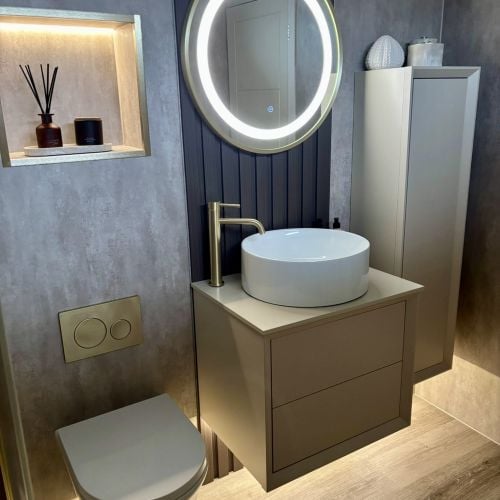 Brushed Brass & Matt Cotton Bathroom